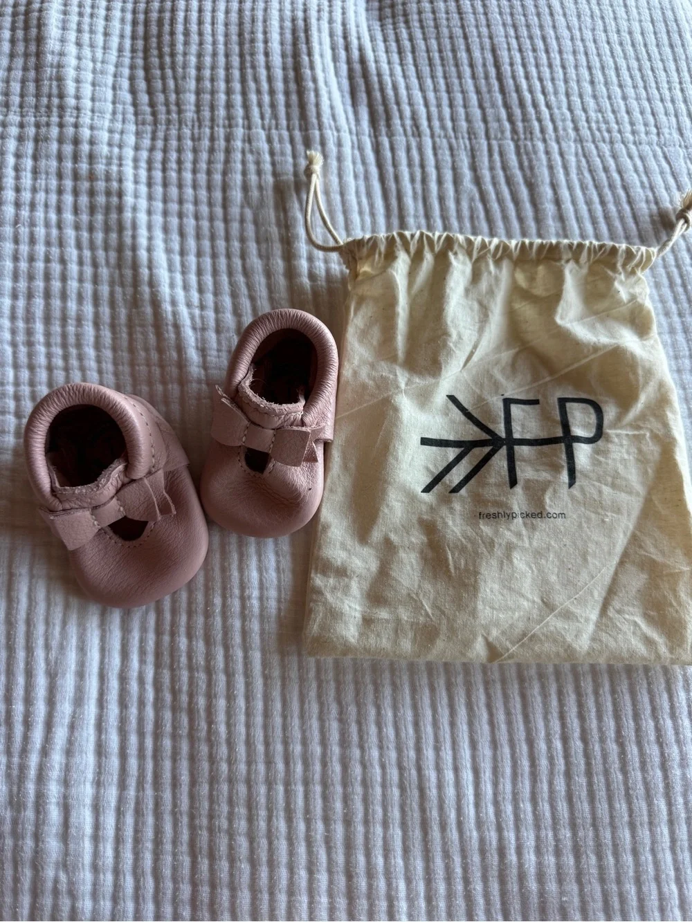 Freshly Picked Blush Pink Leather Baby Moccasins with Bow